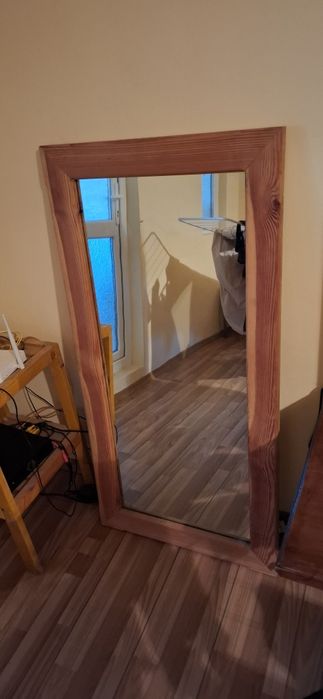 Oglinda veche reconditionata