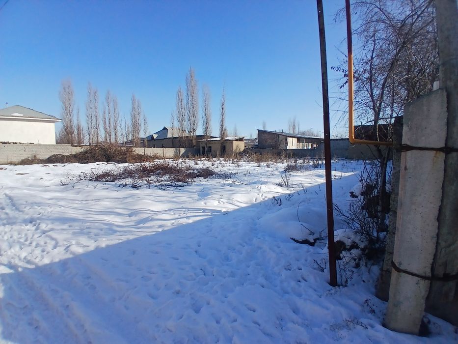 Учаска  сотилади