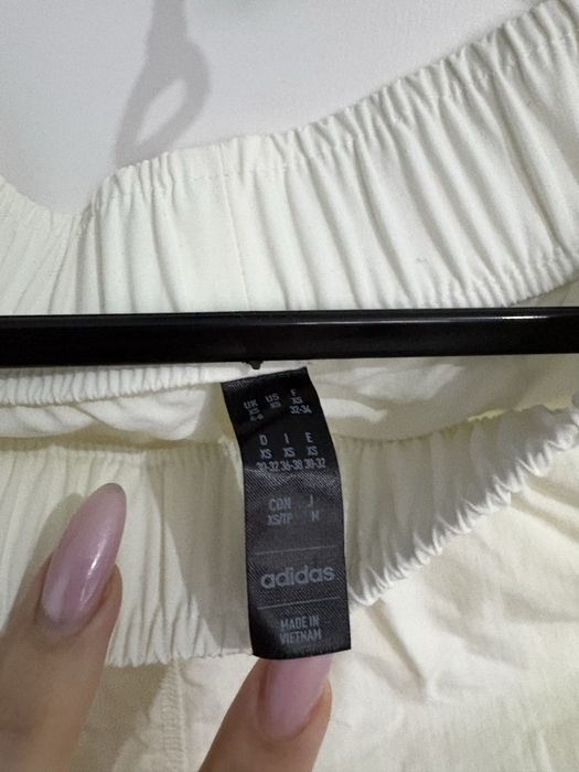 Оригинални къси панталонки Adidas