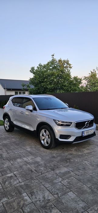 Volvo XC40  2020