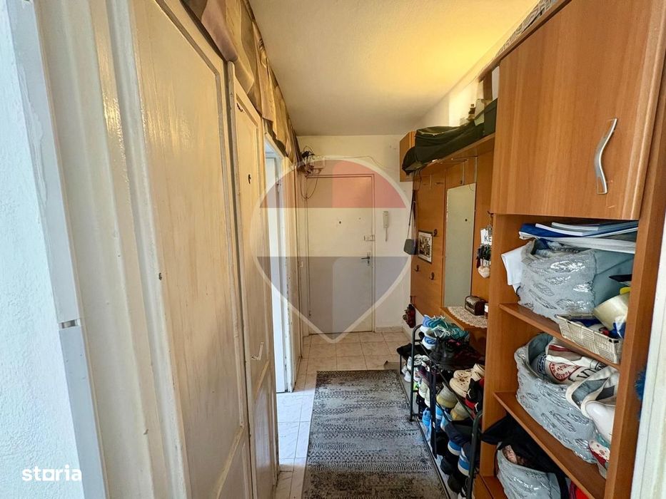 Apartament cu 2 camere de vânzare în zona Rogerius
