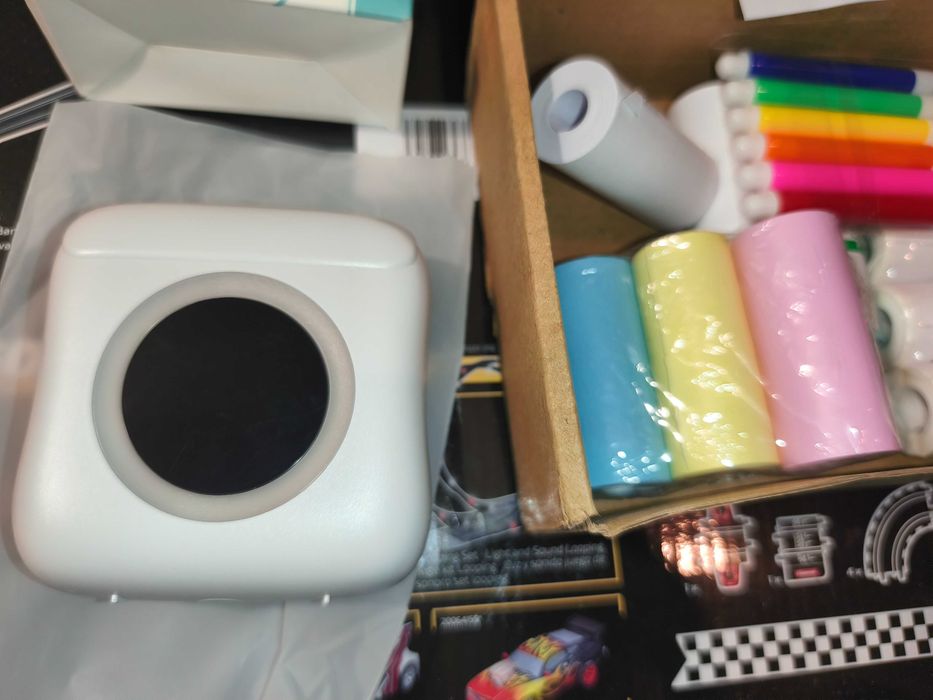 Чисто Нов Преносим джобен термопринтер Portable Mini Printer Bluetooth (богат комплект с хартия и фломастери)