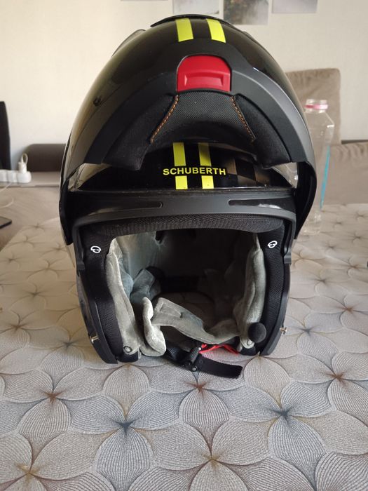 Каска Schuberth C4Pro