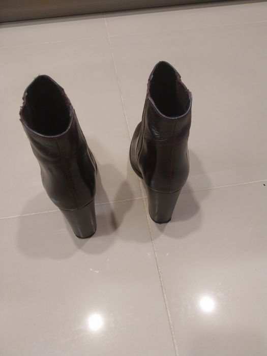 Дамски боти ZARA.