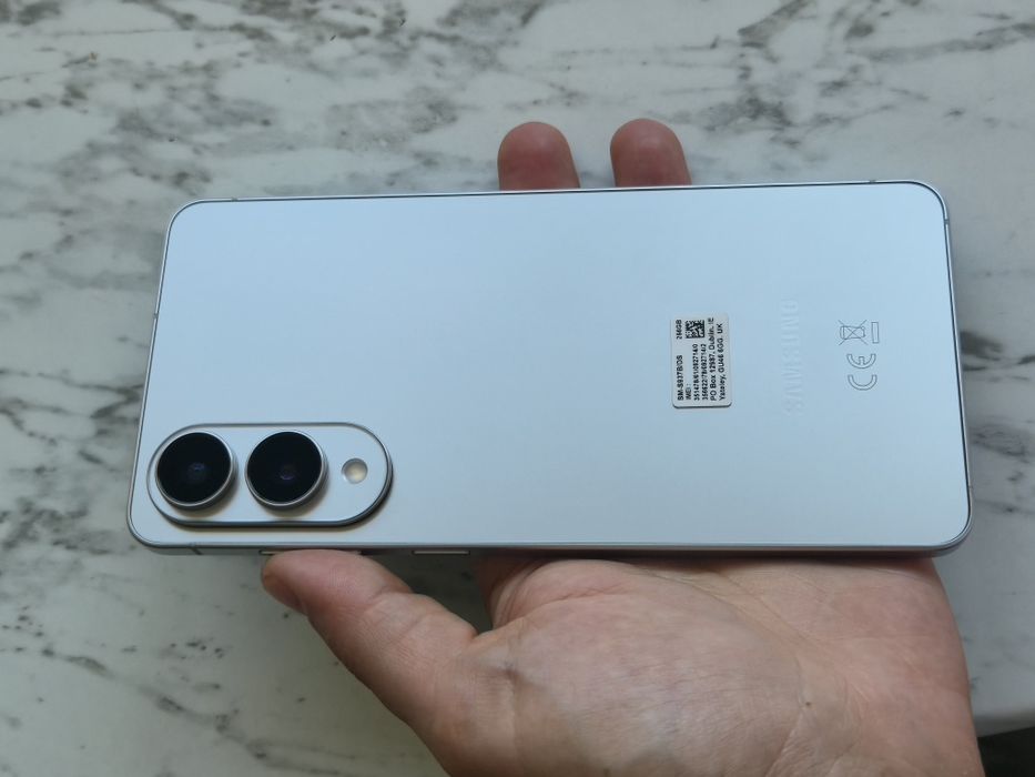Vand Samsung S25 edge 256gb