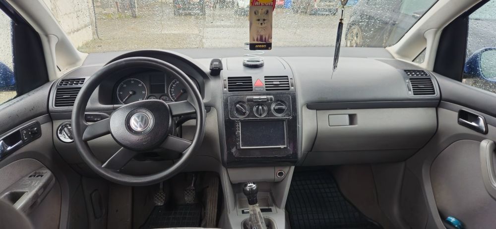 Vand TOURAN 1.9 TDI di anu 2003