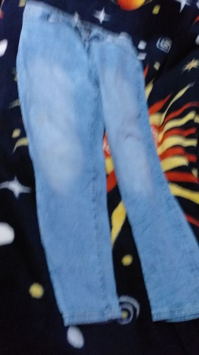 Pantaloni de blugi dif mărimi, dif culori