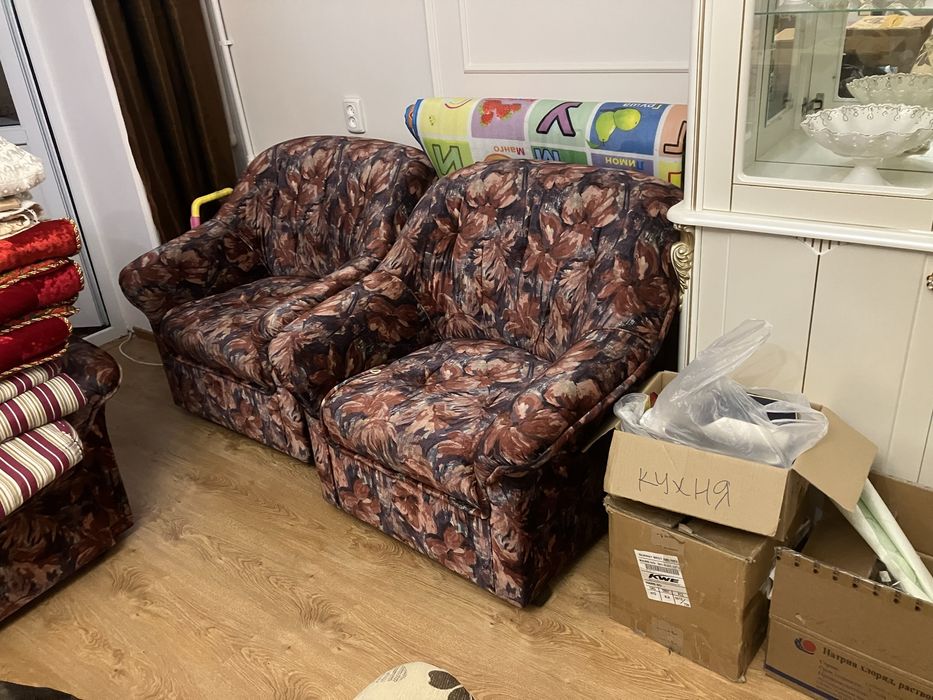 Диван 2 кресло сатылады