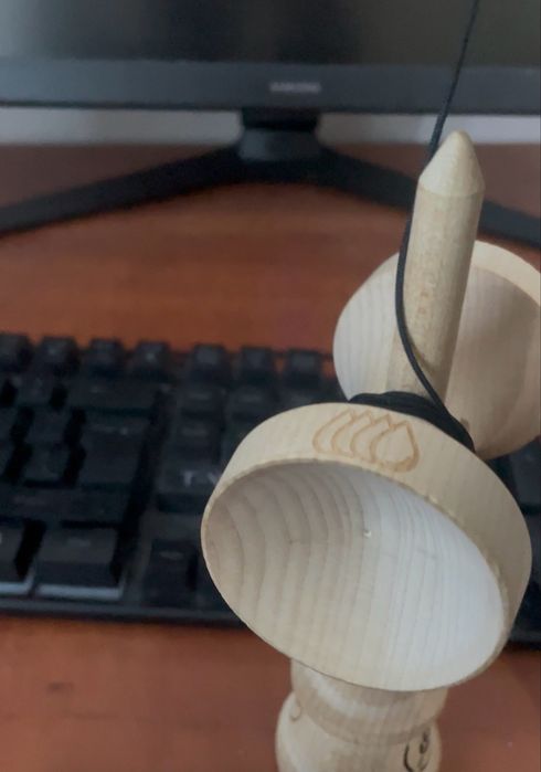 Kendama setup grip bun