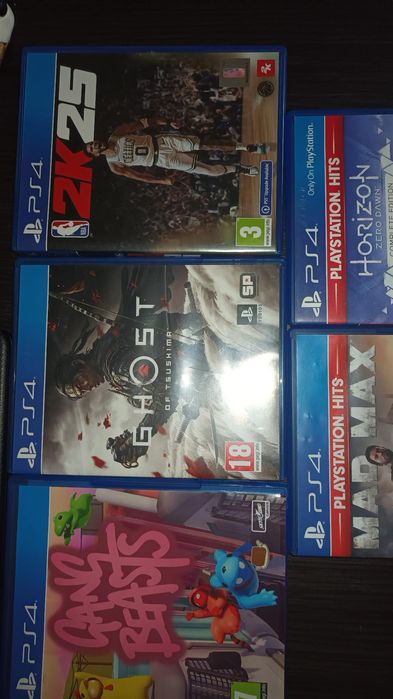 Vând jocuri de ps4