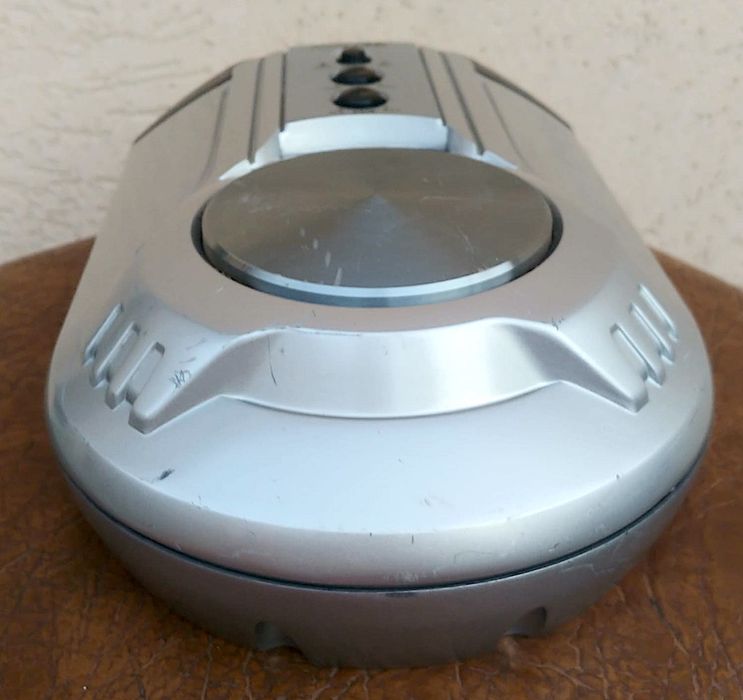 Alpine SWD-1600 subwoofer auto