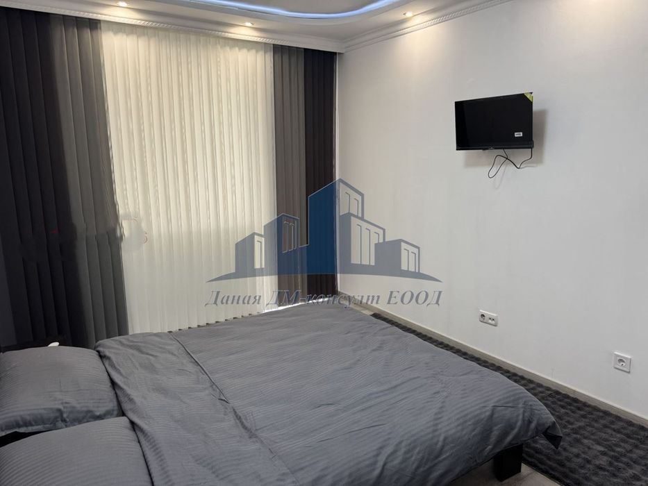 Дава се под наем Двустаен апартамент в Шумен, Център - 70 кв.м за 357 € - Снимка #5