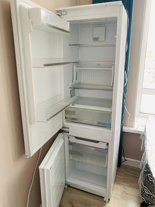 Продам  холодильник