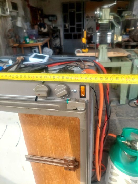хладилник за каравана Electrolux