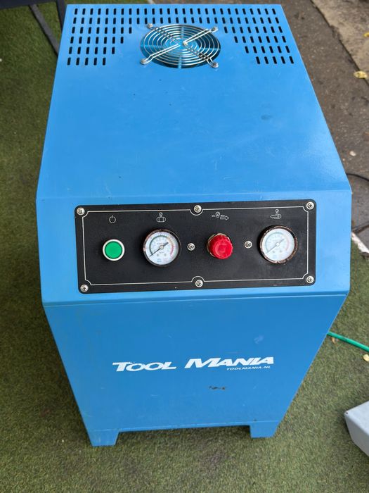 Compresor surub 220v