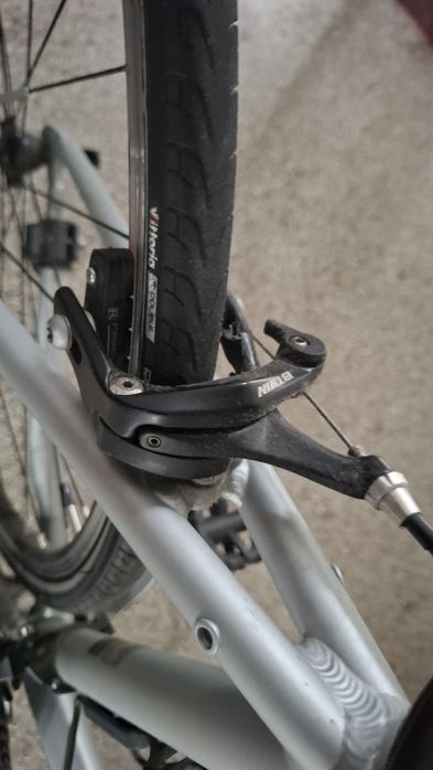 Bicicleta Decathlon Fit300 cadru aluminiu