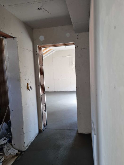 Шлайфан Бетон и Машинни замазки