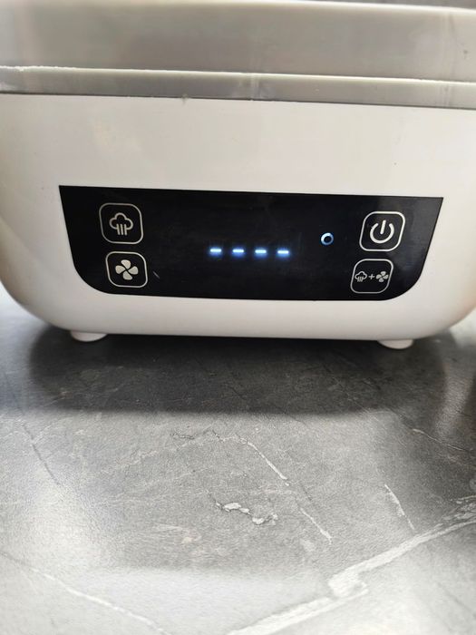 Стерилизатор със сушене lorelli + подарък ръчна помпа за кърма