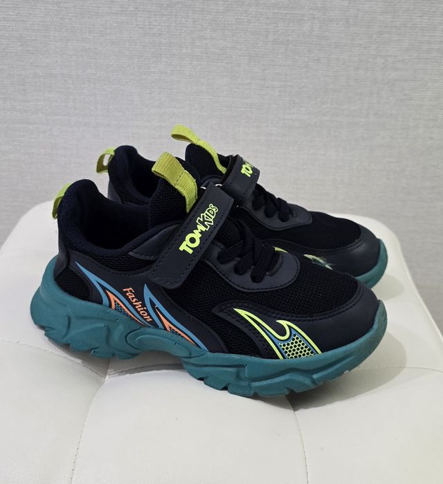 Кроссовки 33 размер