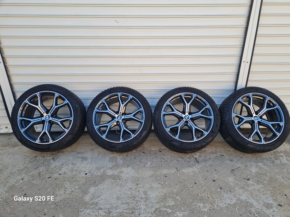 Джанти със зимни гуми за Бмв Х5 Х6 Г05 Г06/ Bmw G05 G06 21"
