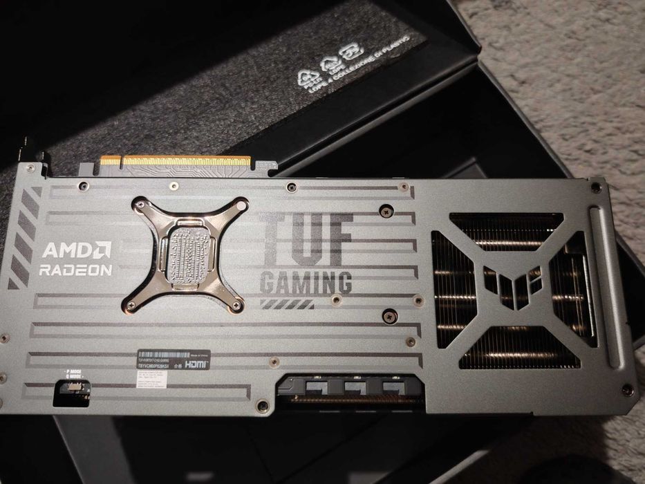 Видео Карта ASUS TUF Gaming Radeon RX 9070XT OC 16GB GDDR6 256bit