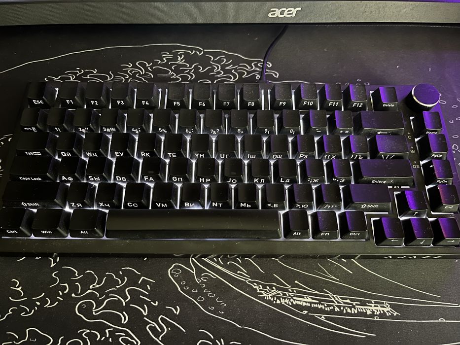 Продам клавиатуру ajazz ak820