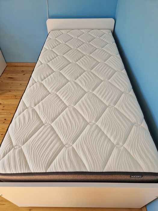 Легло Икеа 200/100 с матрак Дормео