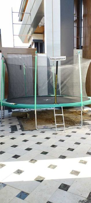 Батут каркасный-4,27 метр. Оригинал. Доставка бесплатно