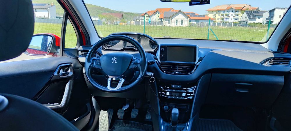 PEUGEOT 208 2015 — imagine 5