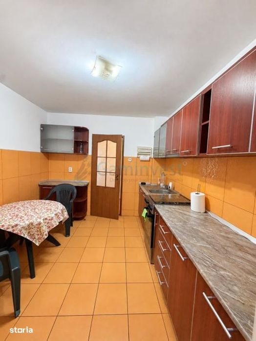 Apartament 4 camere de vanzare Oradea ,tip PC ,Decebal Gaminvest V4764
