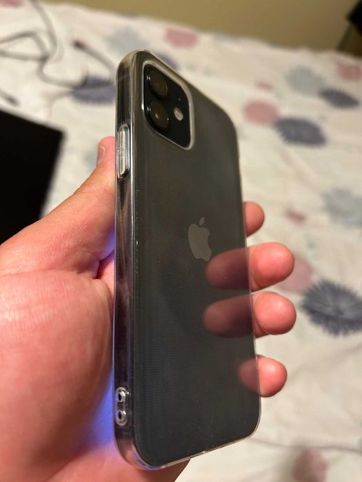 iphone 12   64gb  88% baterie schimb pc sau laptop