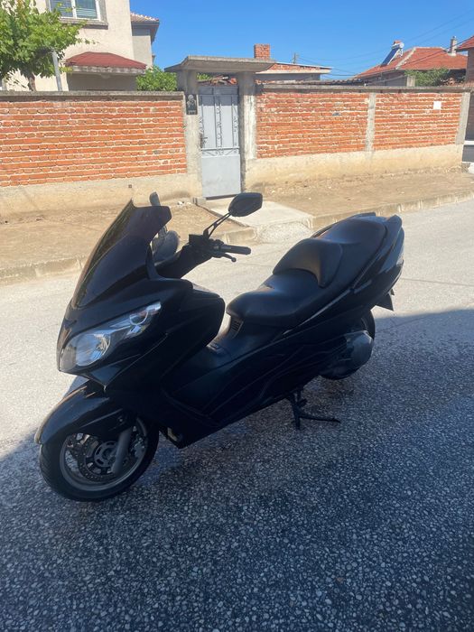 Suzuki burgman 400 2011