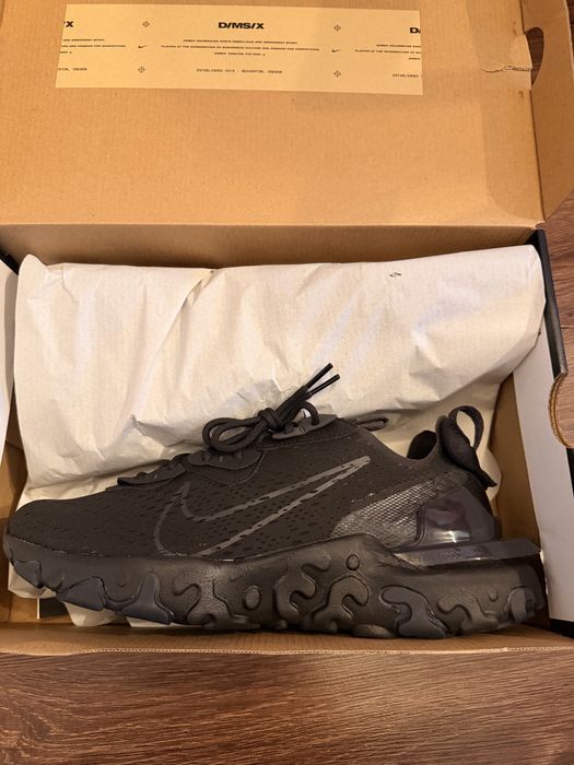 Nike react vision black