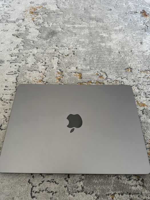 Macbook air 13 m2