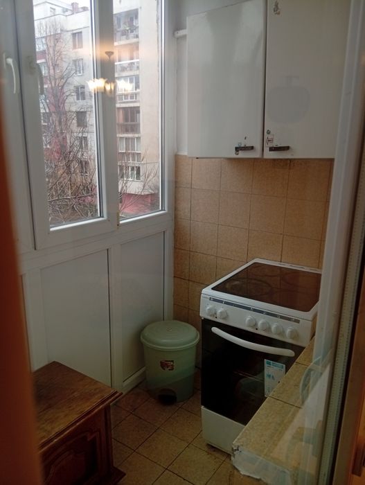 Дава се под наем Тристаен апартамент в София, Хиподрума - 100 кв.м за 612 € - Снимка #11