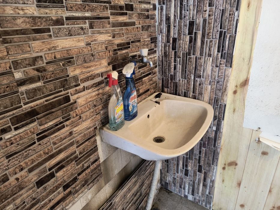 Продава се Магазин в Варна, Метро - 12 кв.м за 2019 €/кв.м - Снимка #4