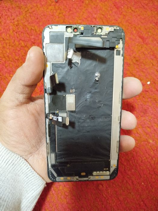 Iphone xs max ekran yechma