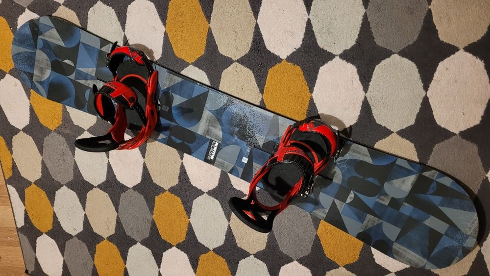 Placa snowboard Burton 158 cu legături Burton Custom