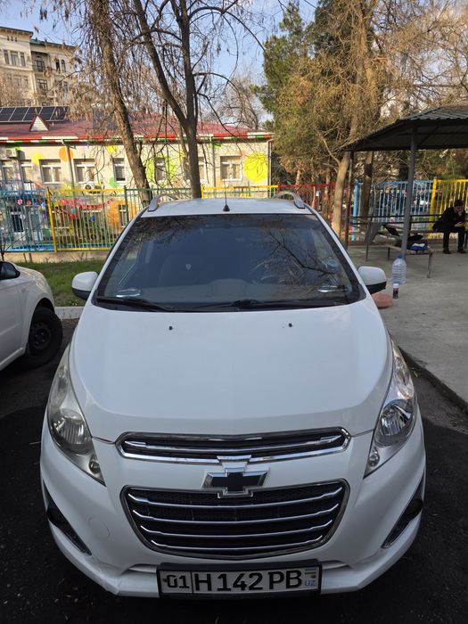 Продам Spark Автомат 1л 2010г выпуска. В хорошем состоянии.