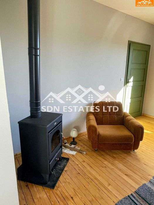 Дава се под наем Къща в с. Тъжа, Област Стара Загора - 80 кв.м за 255 € - Снимка #2