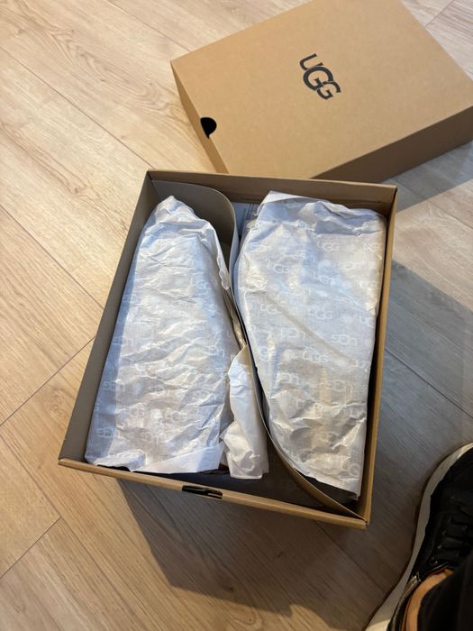 UGG Astromel оригинални сникърси стелка 23.5