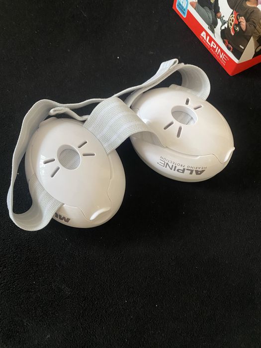 Casti antifonice pentru bebe