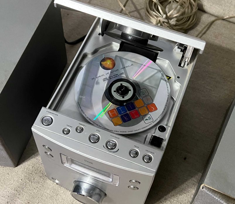 Sistem audio TCM 212839 CD radio FM AM boxe lemn functional