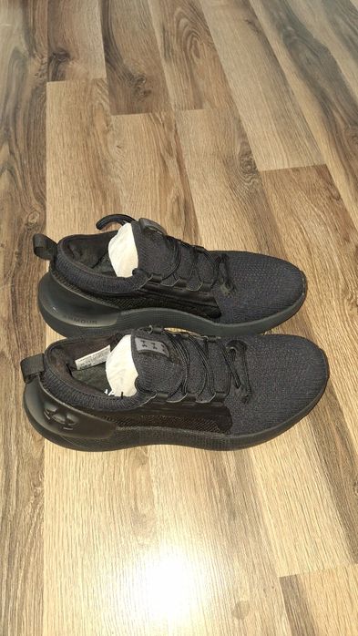 Маратонки UnderArmour UA W HOVR Phantom 3 SE