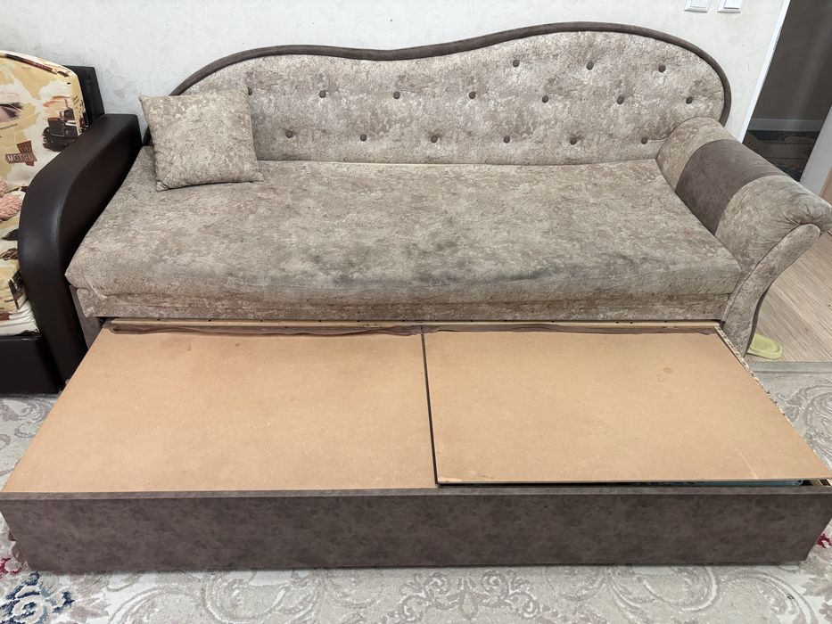 Продам тахта двухместная