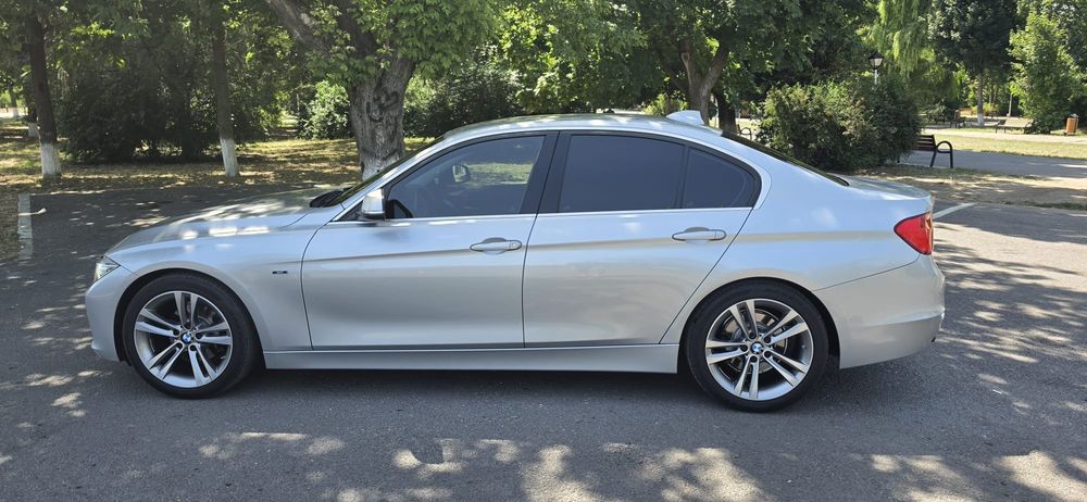 BMW    320 D   Sport