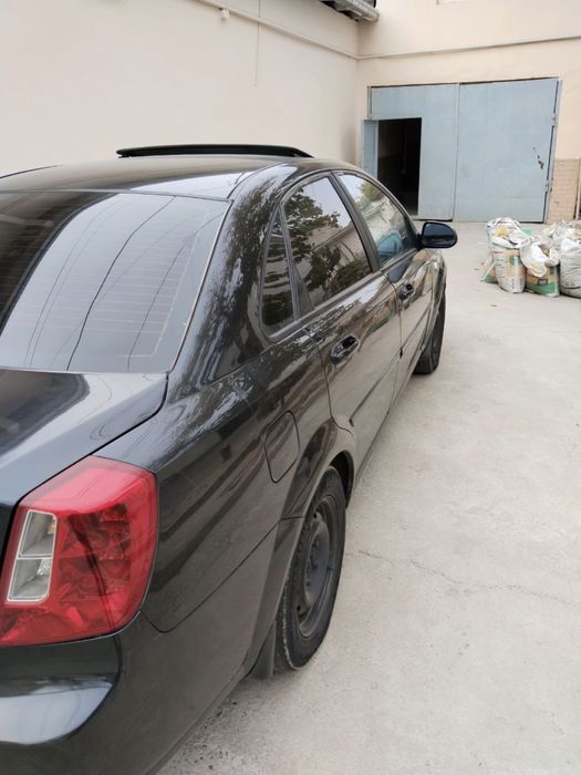 Chevrolet lacett 1.8 avtomat