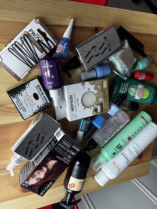 Лот козметика Essie, Orly, WOW, Avene, Taft, syoss, Garnier