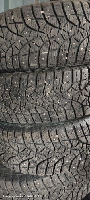 Продам комплект шин235/60/18