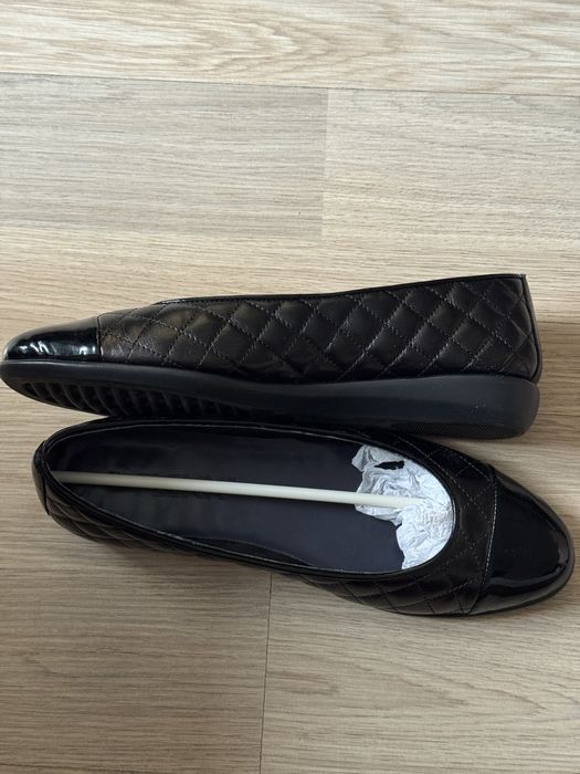 Женская кожаная обувь